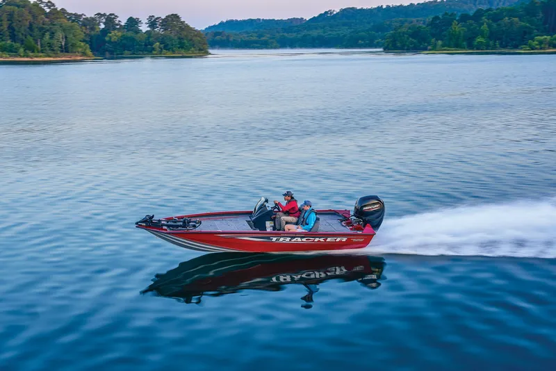 Slide: The Image of Tracker Pro Team 195 Tournament Edition 2025 - 40