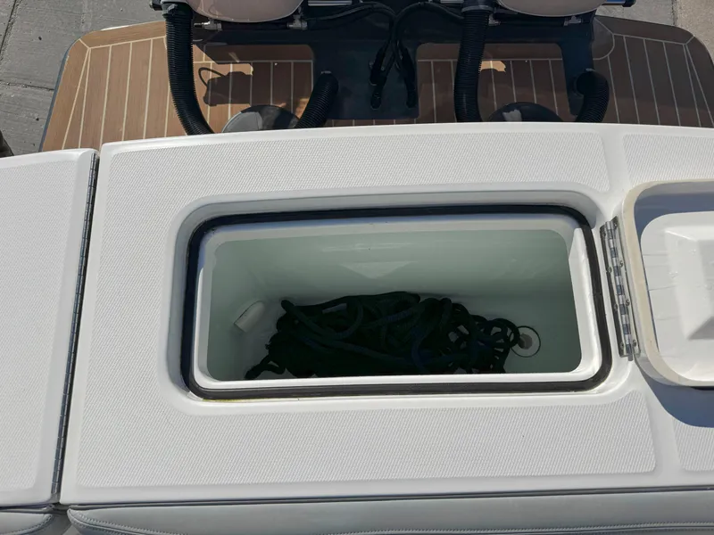 Slide: The Image of Regulator Marine 23 Forward Seating 2021 - 28