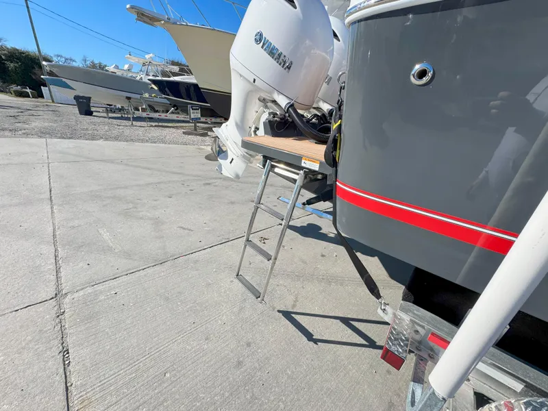 Slide: The Image of Regulator Marine 23 Forward Seating 2021 - 36