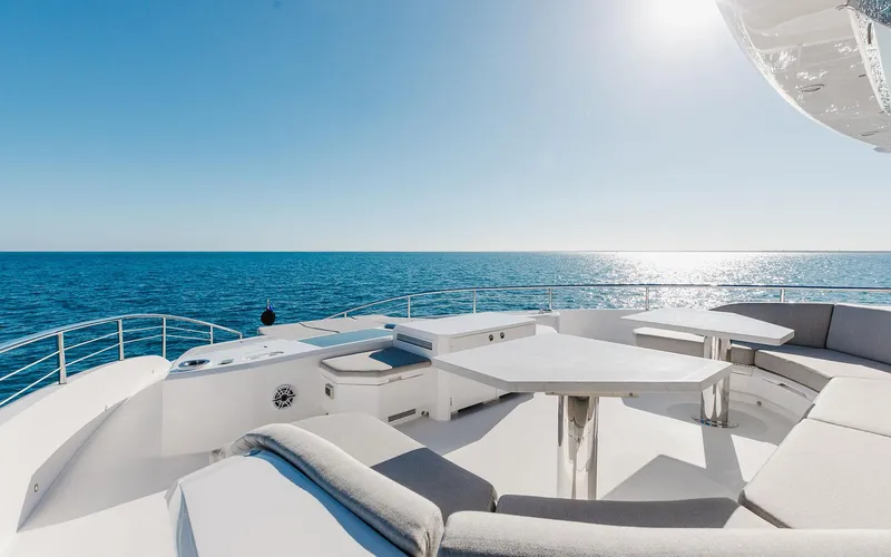 Slide: The Image of Luxurious Horizon FD 92 yacht deck with ocean view, 2022 model. - 23