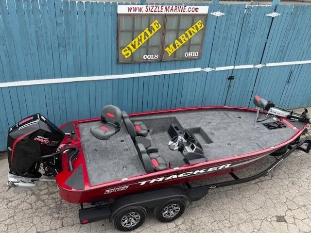 Slide: The Image of 2025 Tracker Savage 215 boat at Sizzle Marine, Ohio dealership. - 5
