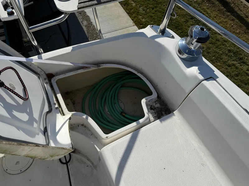 Slide: The Image of Hunter 33 2007 - 51