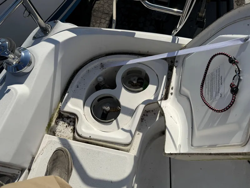 Slide: The Image of Hunter 33 2007 - 53