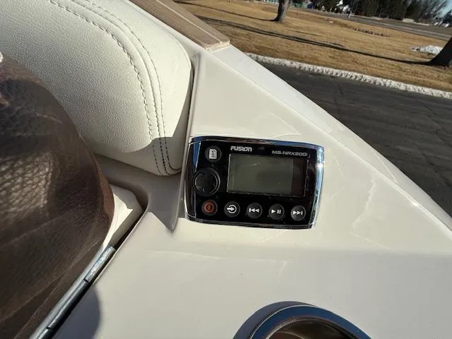 Slide: The Image of Fusion stereo system on 2016 Regal 2800 Bowrider boat dashboard. - 4