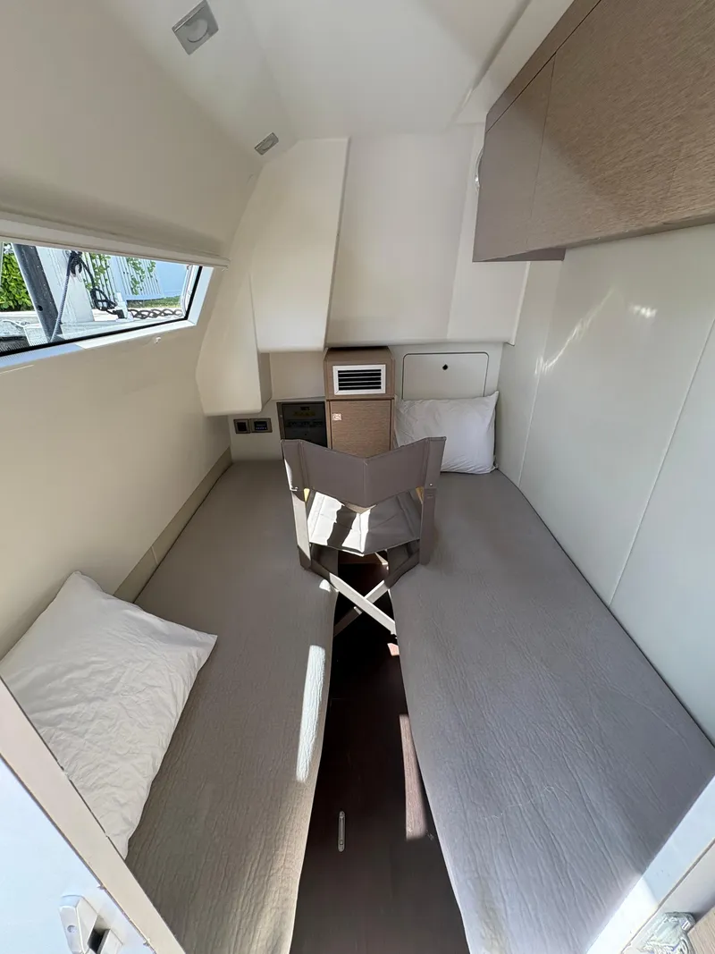 Slide: The Image of Prestige 680 2018 - 51