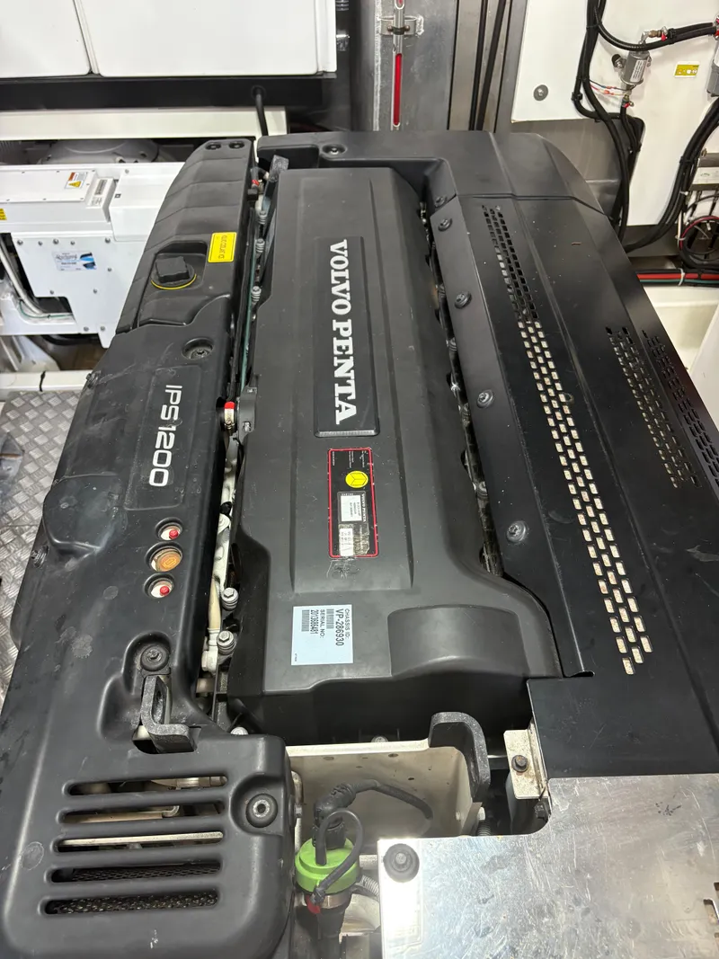 Slide: The Image of Prestige 680 2018 - 54