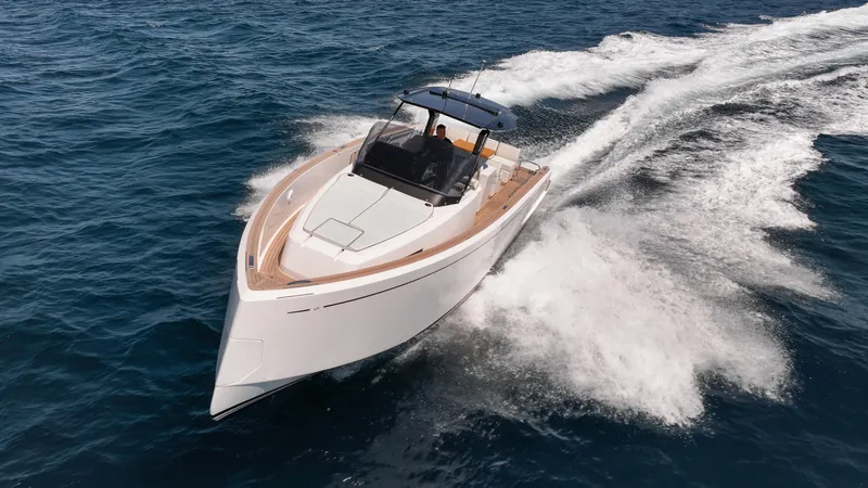 Slide: The Image of 2025 Pardo Yachts 38 cruising on open water, showcasing sleek design and powerful performance. - 6