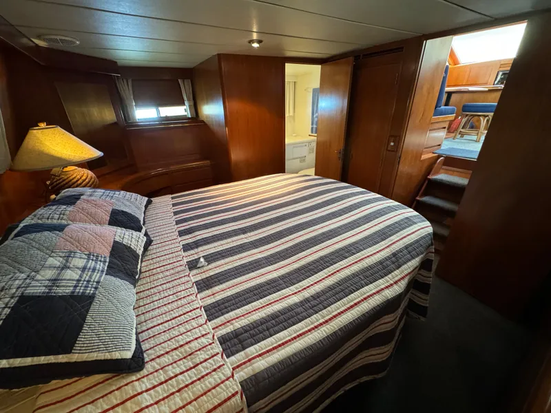 Slide: The Image of Ocean Alexander 440 Sundeck CPMY 1991 - 53