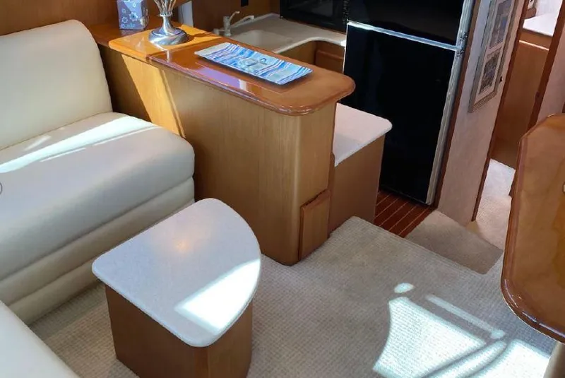 Slide: The Image of Post 42 c 2001 - 34