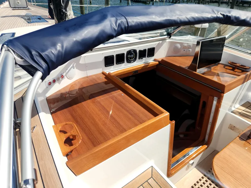 Slide: The Image of Hallberg-Rassy 57 2023 - 55