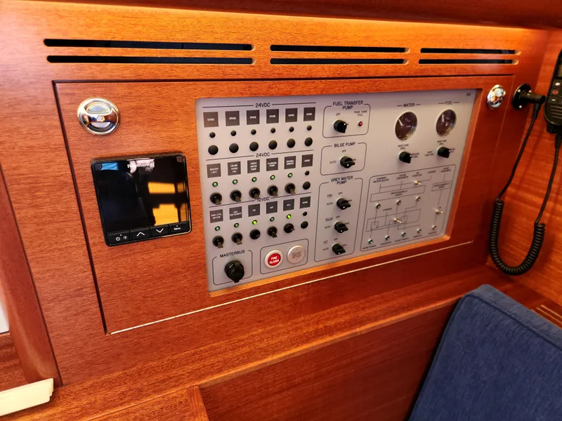 Slide: The Image of Hallberg-Rassy 57 2023 - 78