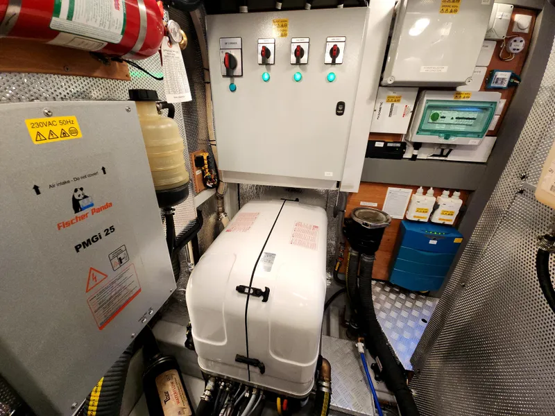 Slide: The Image of Hallberg-Rassy 57 2023 - 83