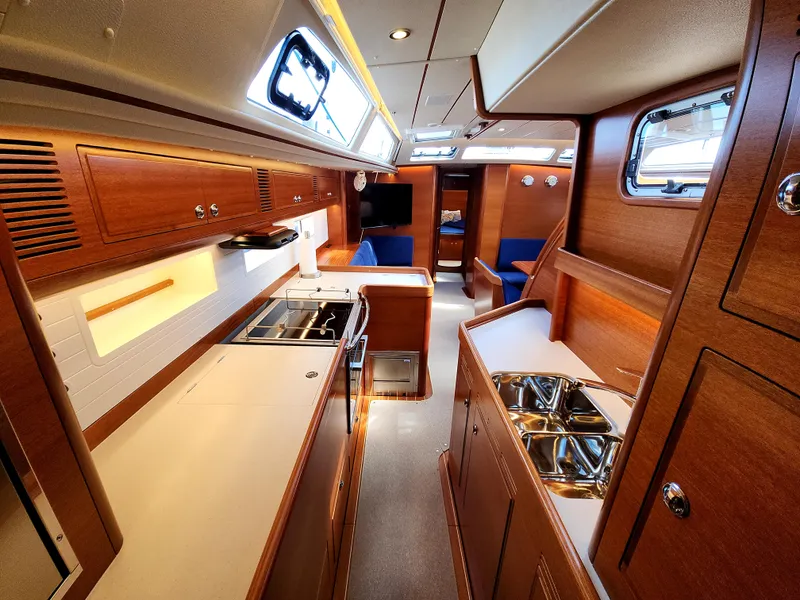 Slide: The Image of Hallberg-Rassy 57 2023 - 85