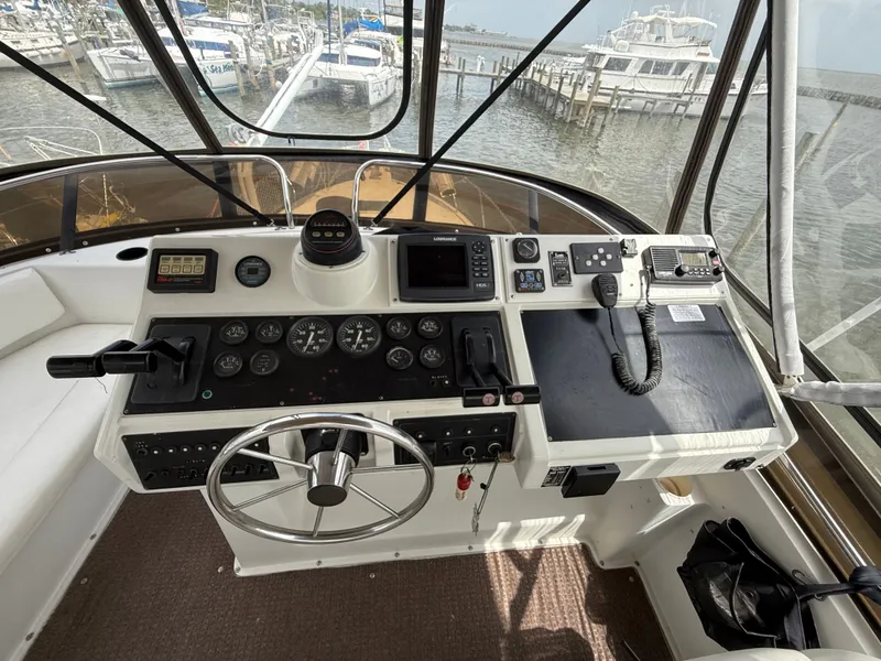 Slide: The Image of Silverton 34 Aft Cabin Motor Yacht 1992 - 13