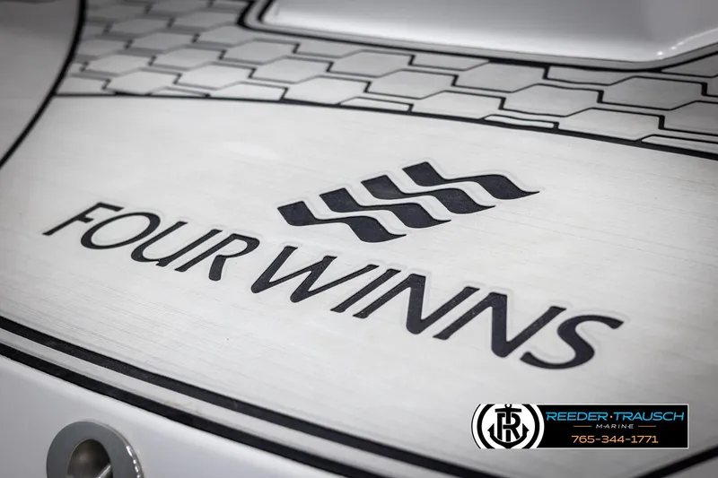 Slide: The Image of Four Winns HD200 2019 - 53