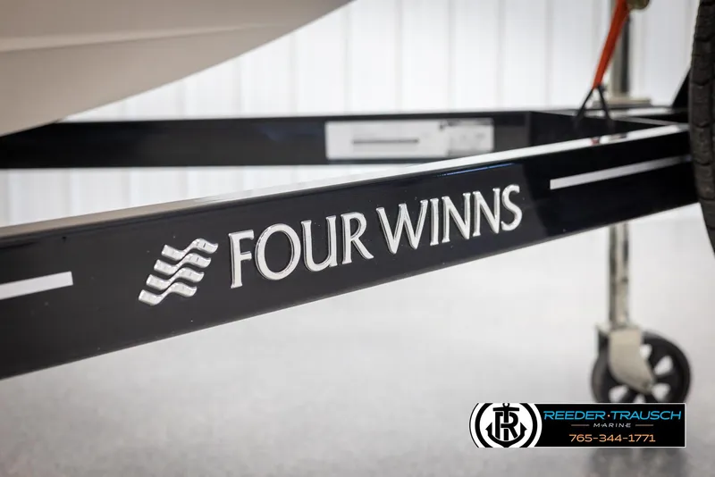 Slide: The Image of Four Winns HD200 2019 - 56