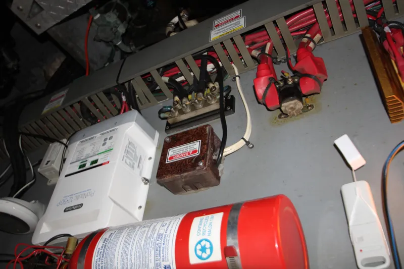 Slide: The Image of Sea Ray Sundancer 400 1999 - 119