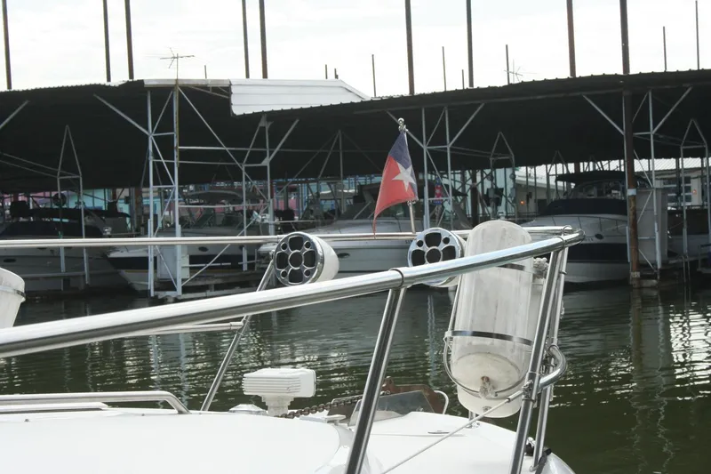 Slide: The Image of 1999 Sea Ray Sundancer 400 with speakers on the bow. - 47