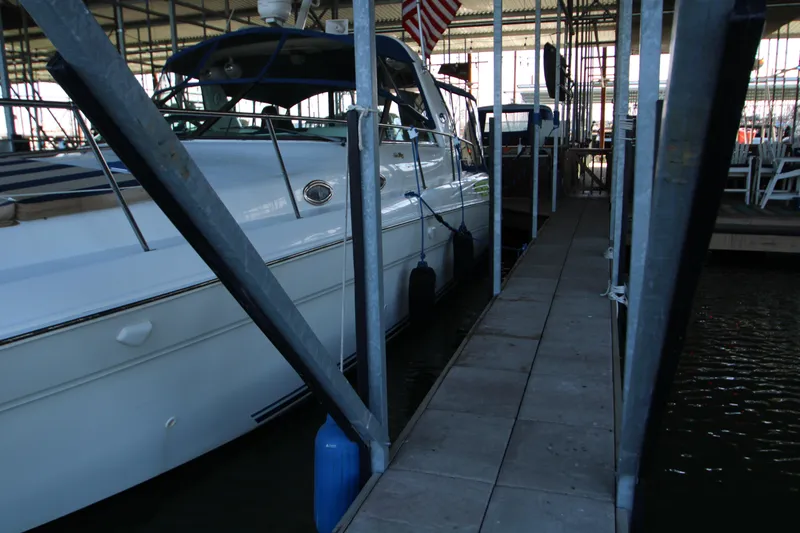 Slide: The Image of Sea Ray Sundancer 400 1999 - 58