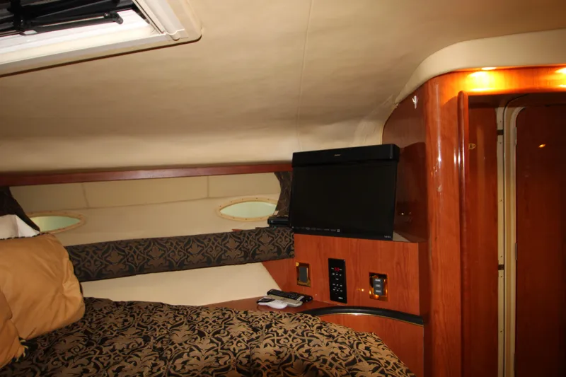 Slide: The Image of Sea Ray Sundancer 400 1999 - 82