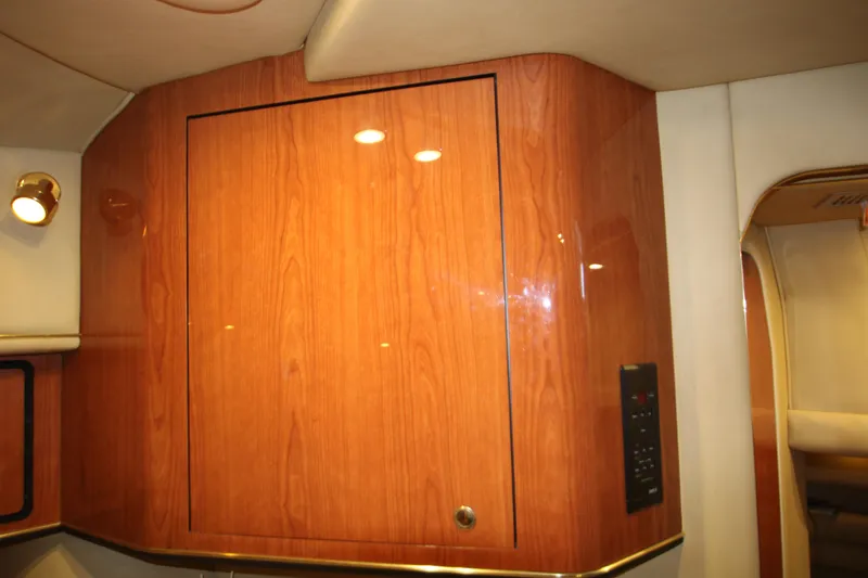 Slide: The Image of Sea Ray Sundancer 400 1999 - 93