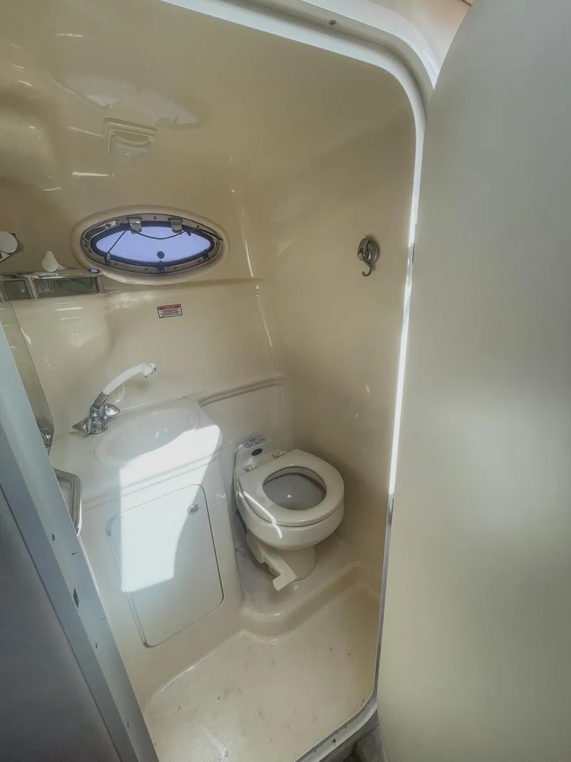 Slide: The Image of Sea Ray Sundancer 260 2003 - 15