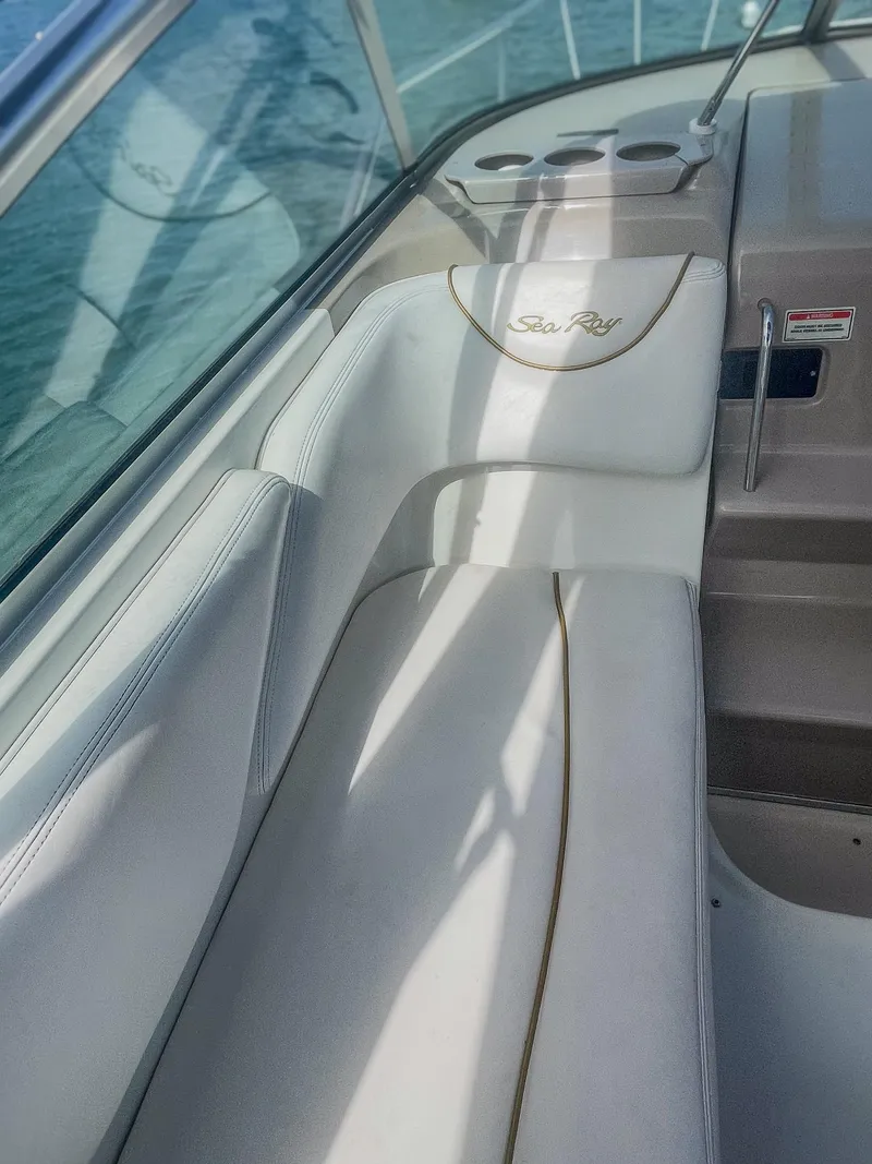 Slide: The Image of Sea Ray Sundancer 260 2003 - 9