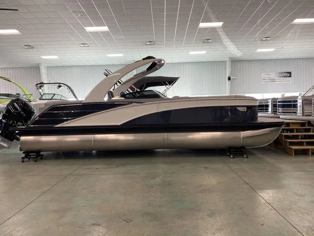 Slide: The Image of Bennington 25 RXFBWA 2023 - 3