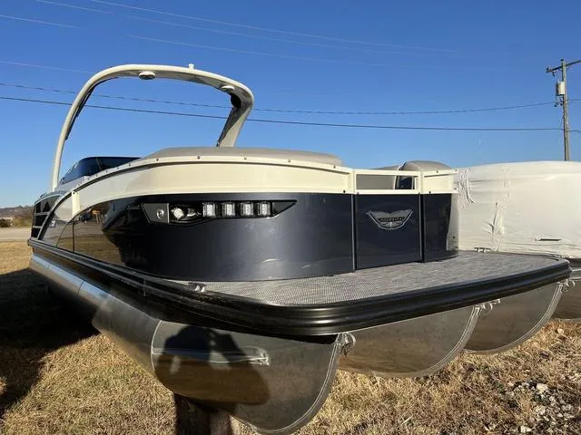 Slide: The Image of Bennington 25 RXFBWA 2023 - 9