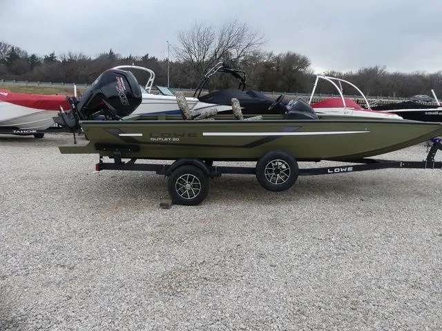 Slide: The Image of Lowe Outlet 20 2025 - 5