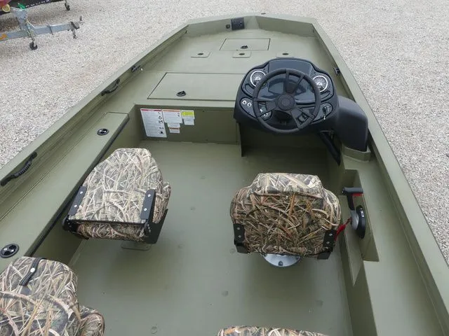 Slide: The Image of Lowe Outlet 20 2025 - 6