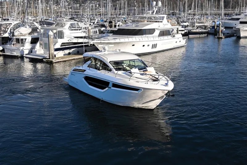 Slide: The Image of Cruisers 42 Cantius 2020 - 12