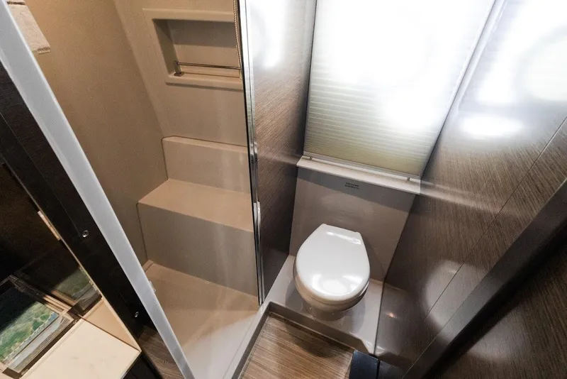 Slide: The Image of Cruisers 42 Cantius 2020 - 20