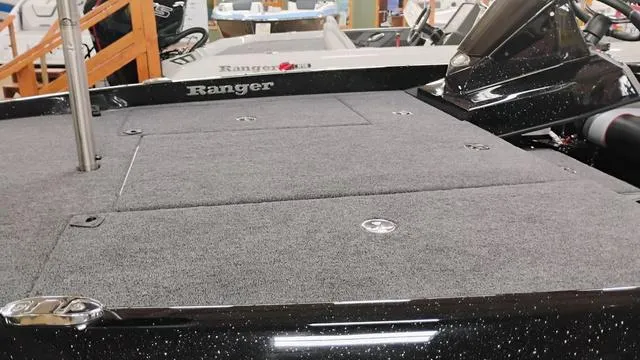 Slide: The Image of Ranger Z185 2025 - 11