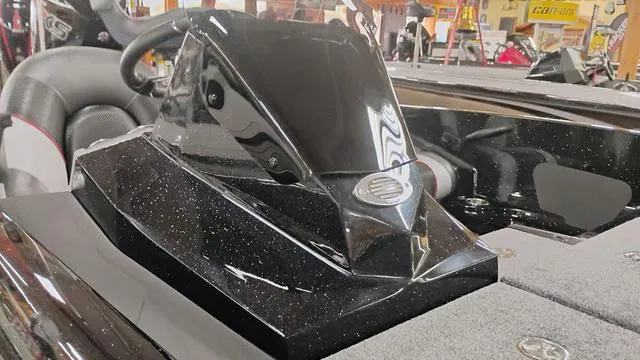 Slide: The Image of Ranger Z185 2025 - 37