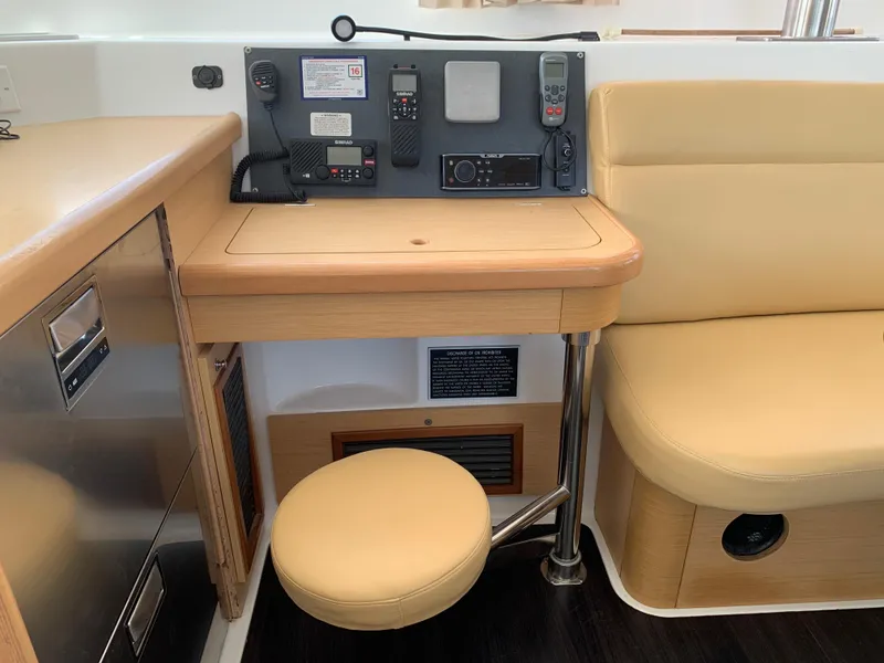 Slide: The Image of Lagoon 420 2007 - 15