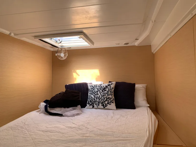 Slide: The Image of Lagoon 420 2007 - 25