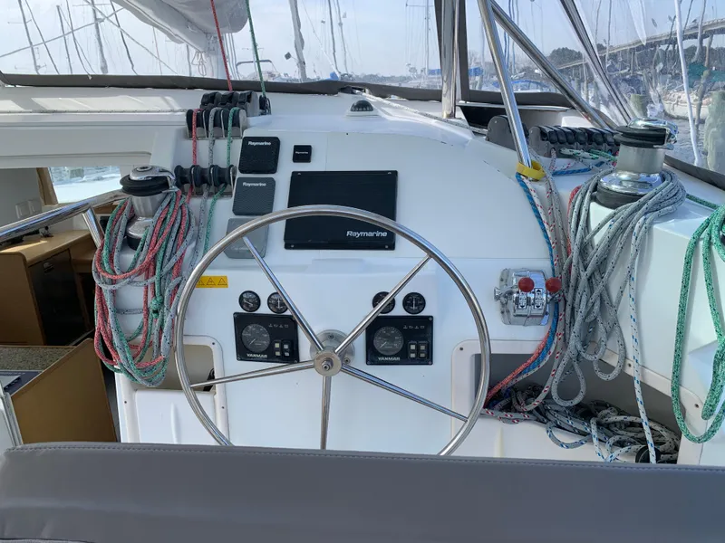 Slide: The Image of Lagoon 420 2007 - 38