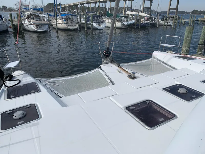 Slide: The Image of Lagoon 420 2007 - 44