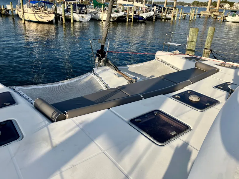 Slide: The Image of Lagoon 420 2007 - 48