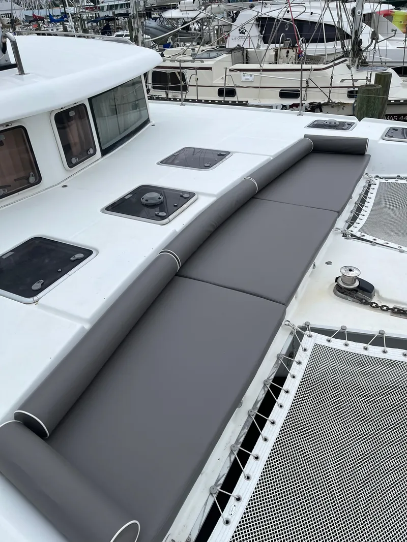 Slide: The Image of Lagoon 420 2007 - 49