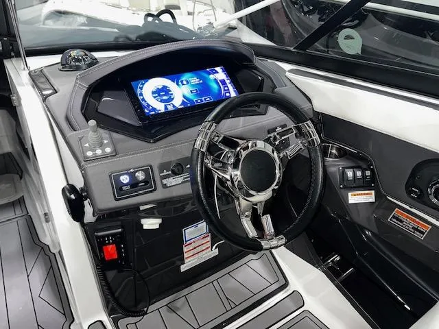 Slide: The Image of Monterey 278SS Super Sport 2022 - 11