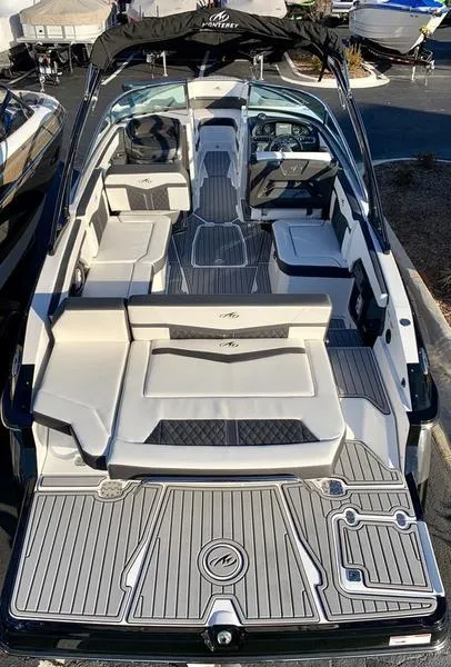 Slide: The Image of Monterey 278SS Super Sport 2022 - 24