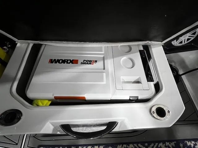 Slide: The Image of Monterey 278SS Super Sport 2022 - 28