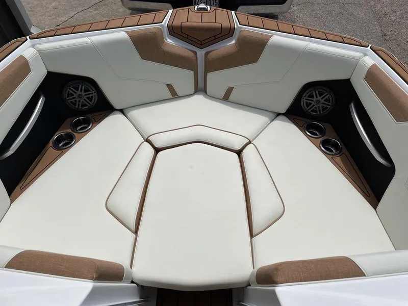 Slide: The Image of Nautique Super Air Nautique GS20 2023 - 4