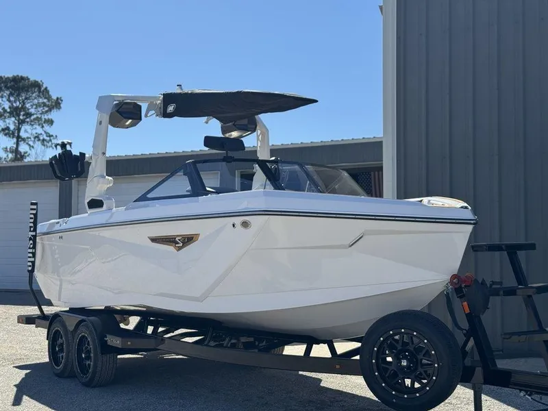 Slide: The Image of Nautique Super Air Nautique S23 2025 - 12