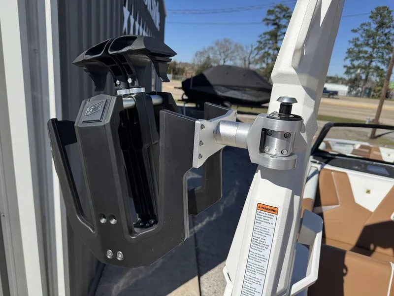 Slide: The Image of Nautique Super Air Nautique S23 2025 - 14