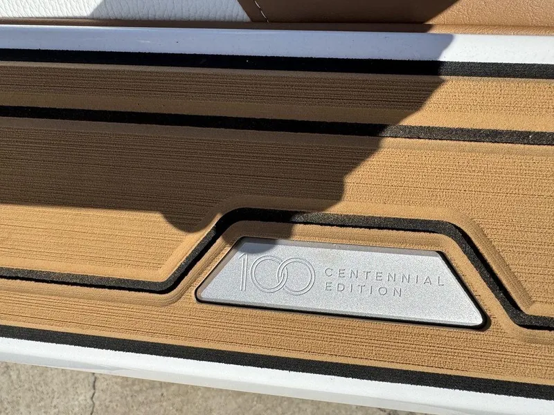 Slide: The Image of Nautique Super Air Nautique S23 2025 - 15