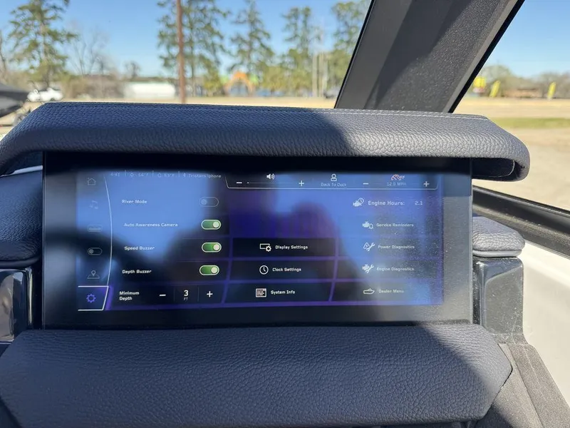 Slide: The Image of Nautique Super Air Nautique S23 2025 - 5