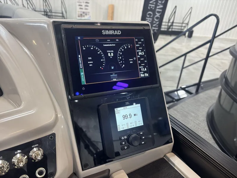 Slide: The Image of Barletta Cabrio 22UC 2025 - 12